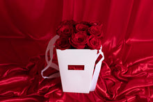 Load image into Gallery viewer, Love Actually- Roses
